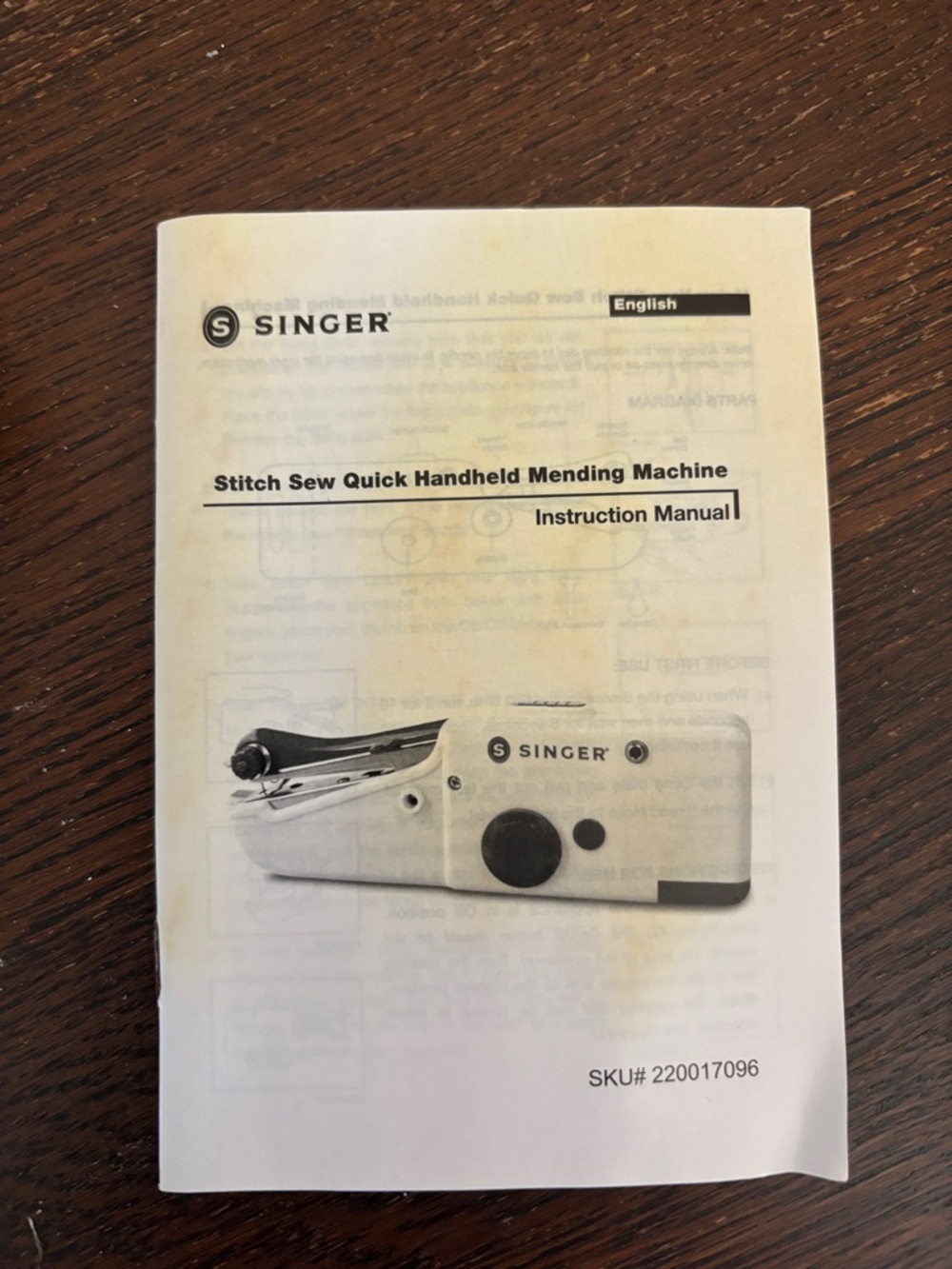 Handheld sewing machine - Picture 4 of 4